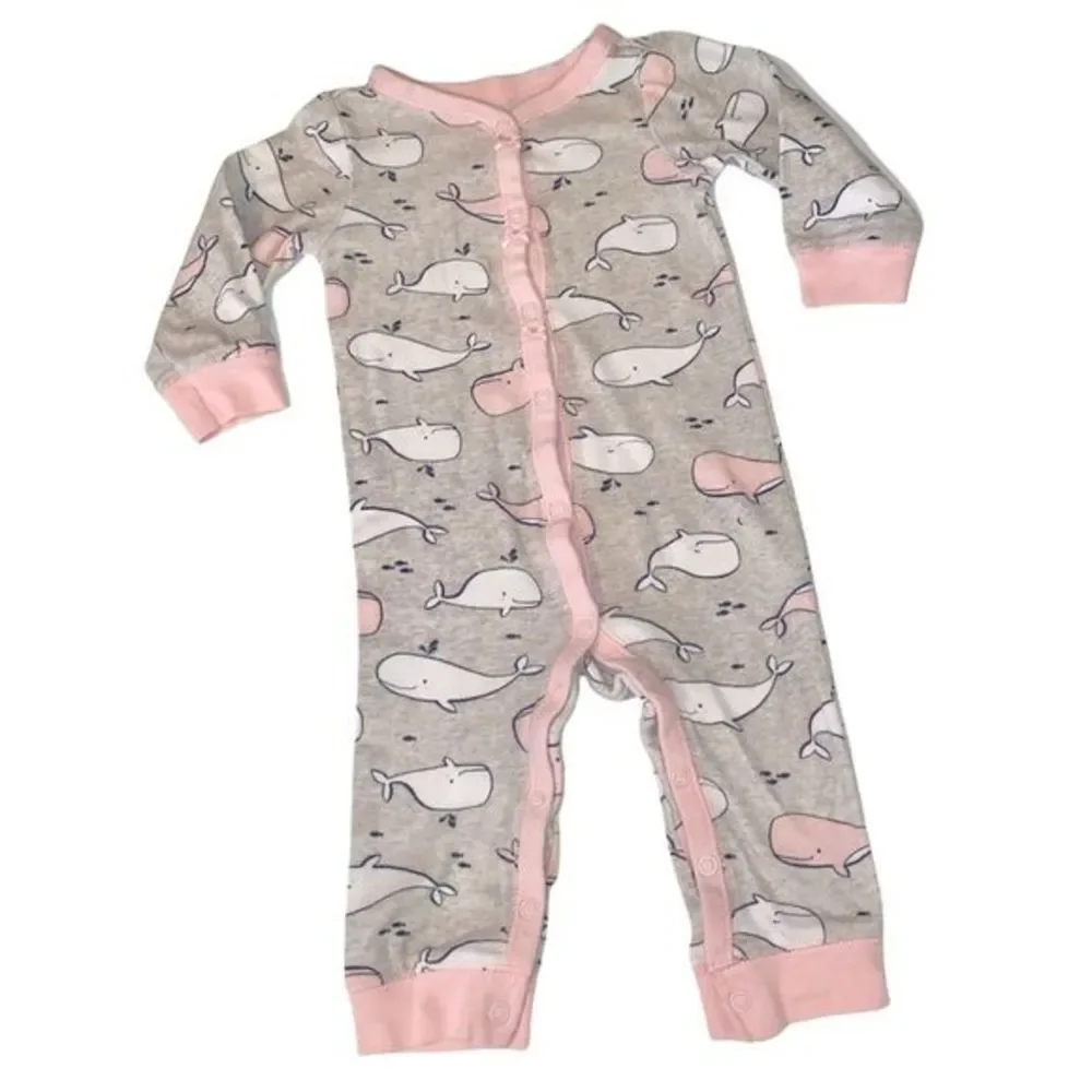 🎀3/$23🎀 carter’s sweet whale onesie